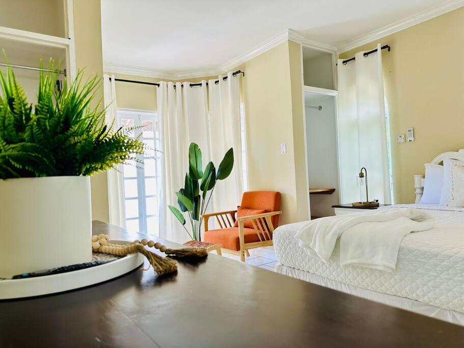 Falcon Islandview - Airport Pickup Available - 24Security Montego Bay Exterior foto